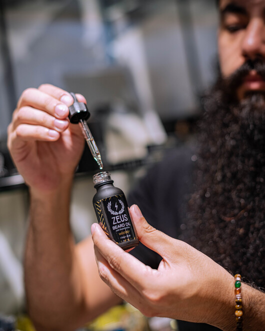 [Zeus] Beard care fit for a God!!