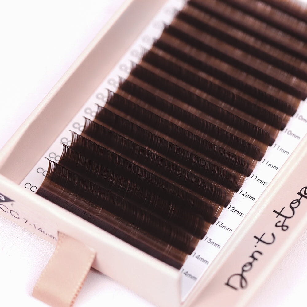 Cashmere Volume and Classic Lashes