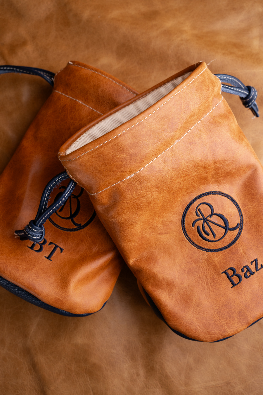 iliac full-grain leather valuables pouch